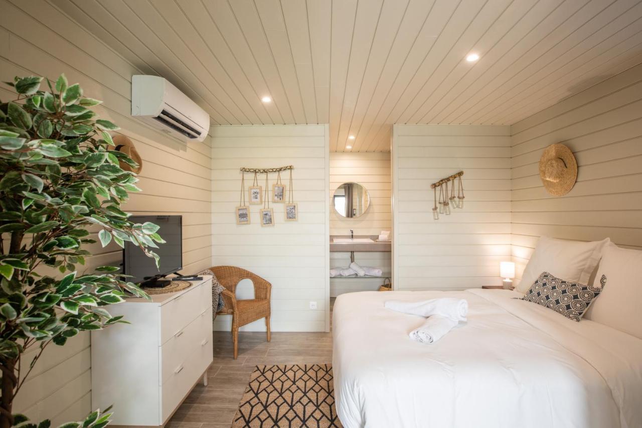 Blue Sail Hotel Anse Marcel エクステリア 写真